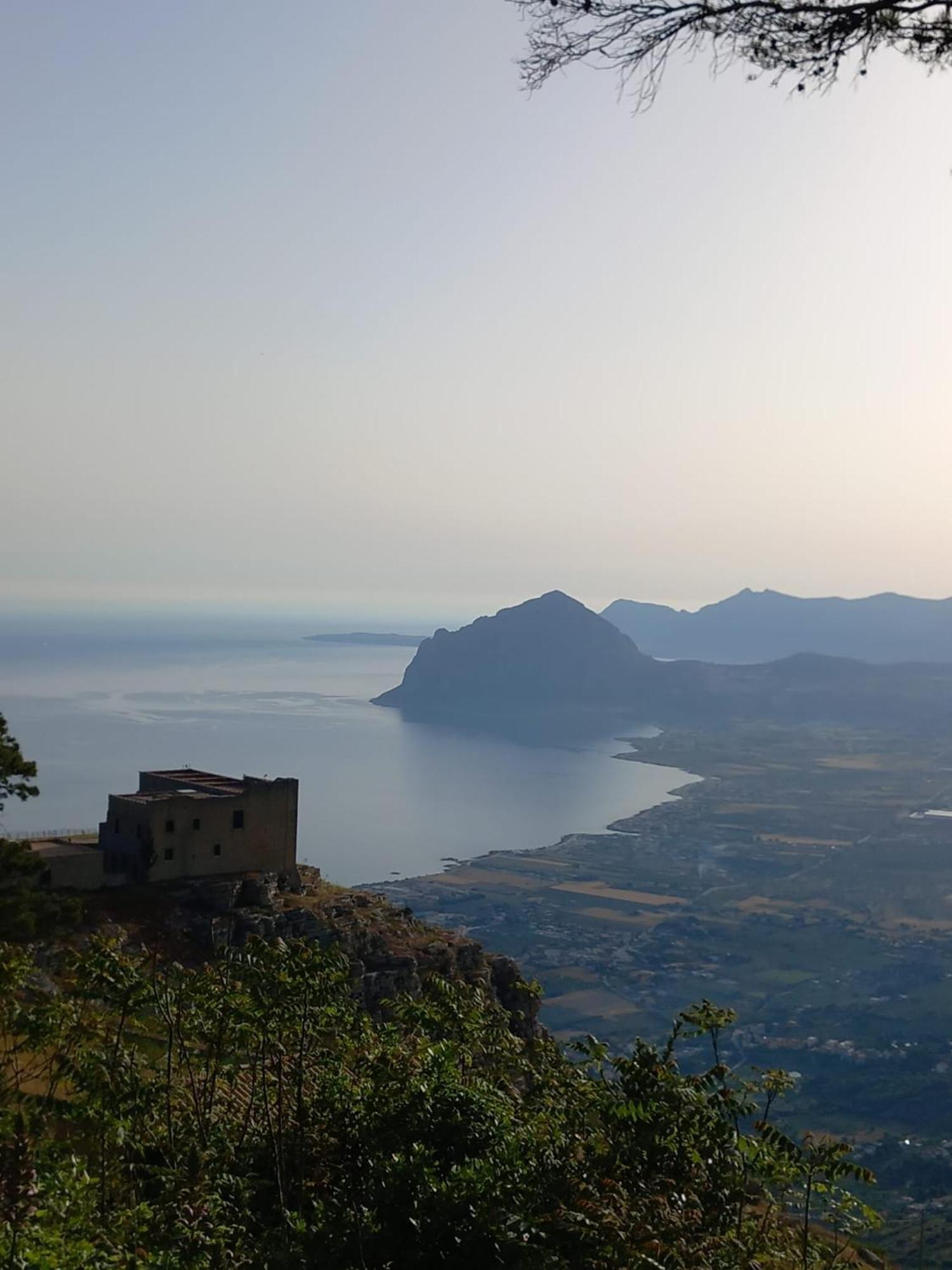 Bed & Breakfast Val Di Erice Valderice Bagian luar foto